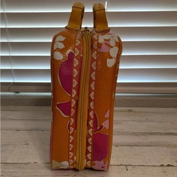 Roxy Quicksilver Floral Cosmetic Luggage Bag for Travel - Picture 4 of 12